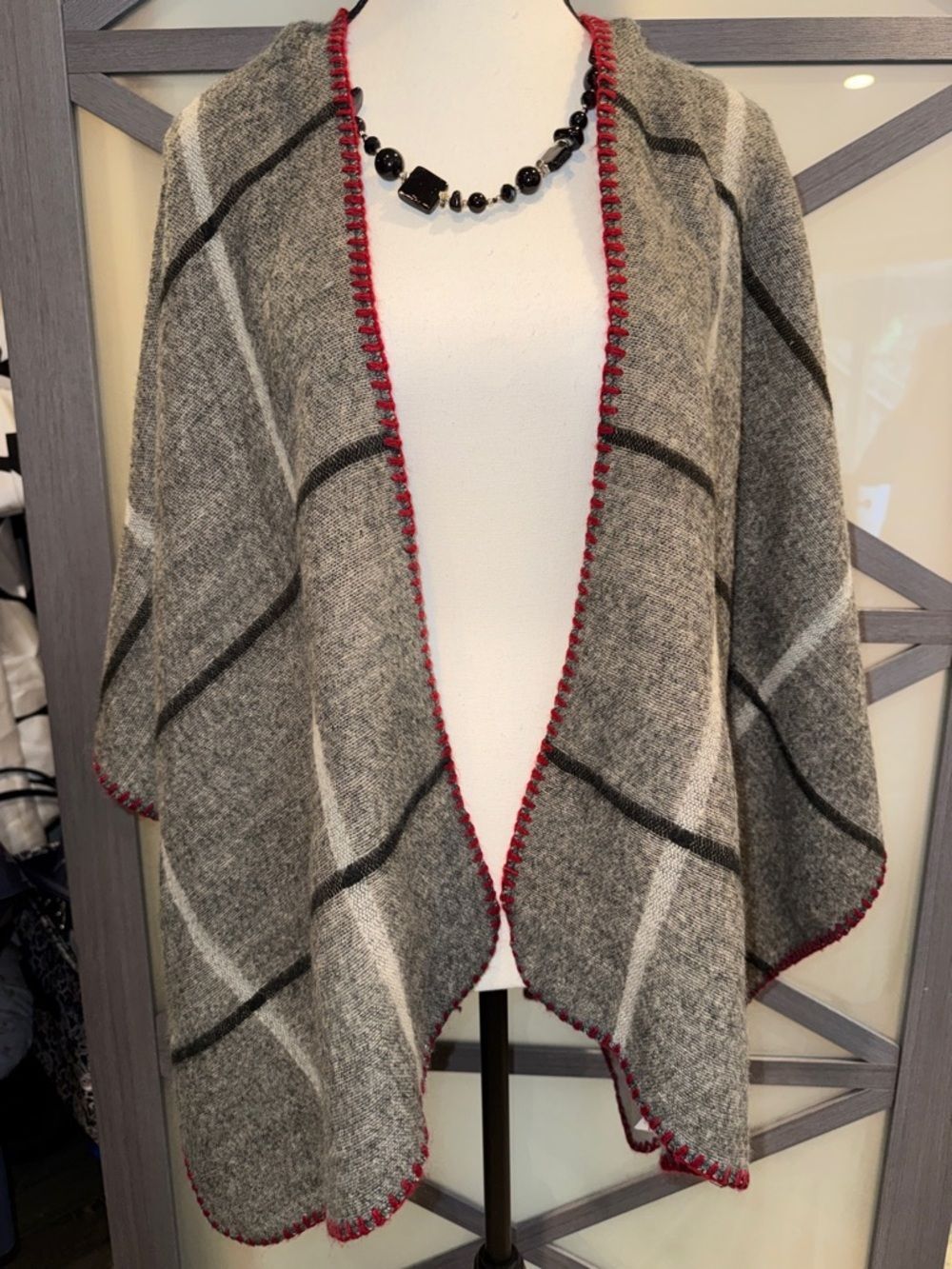 Kate Park Reversible Gray Plaid Open-Front Women's Sweater Cape with Red Trim